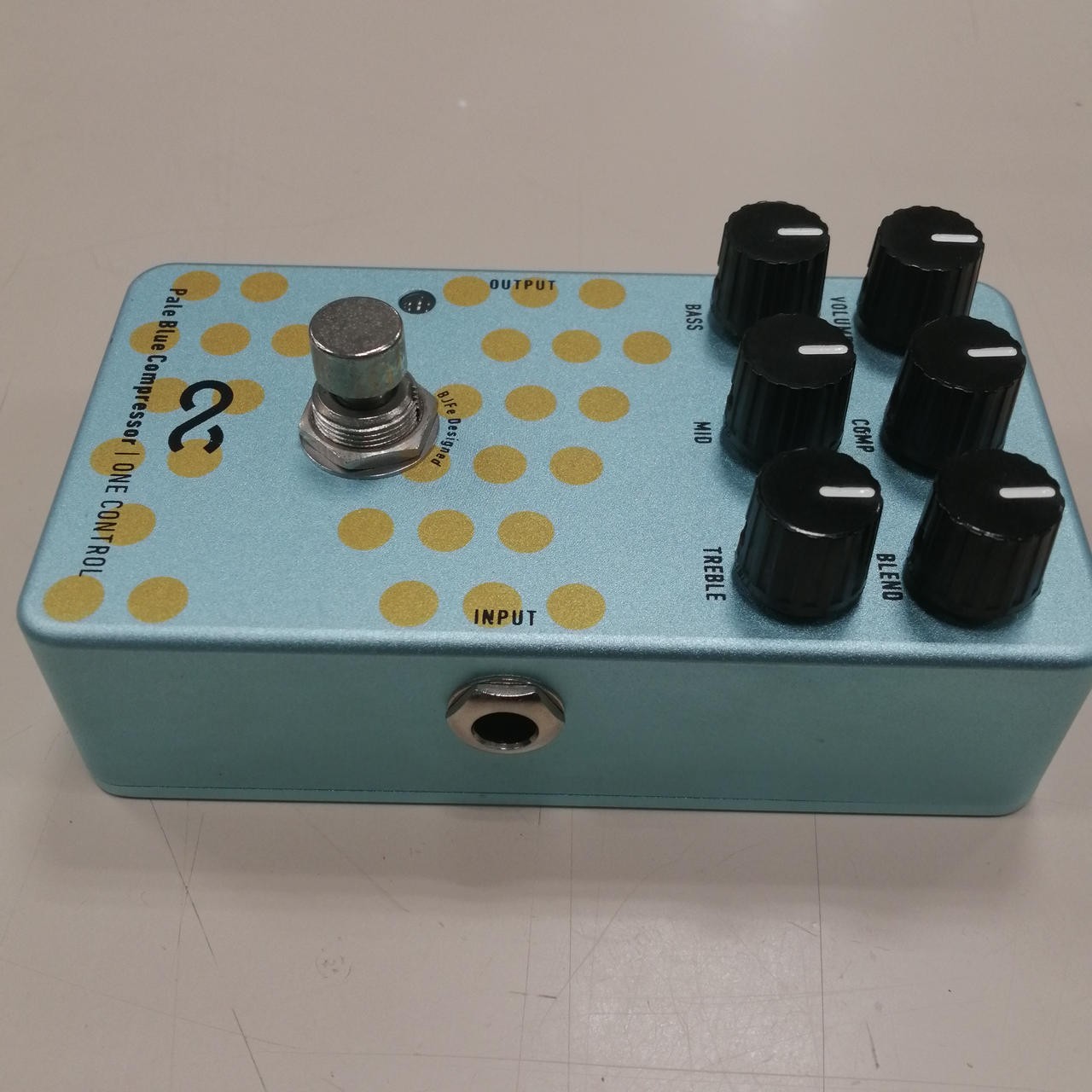 ONE CONTROL PALE BLUE COMPRESSOR Model