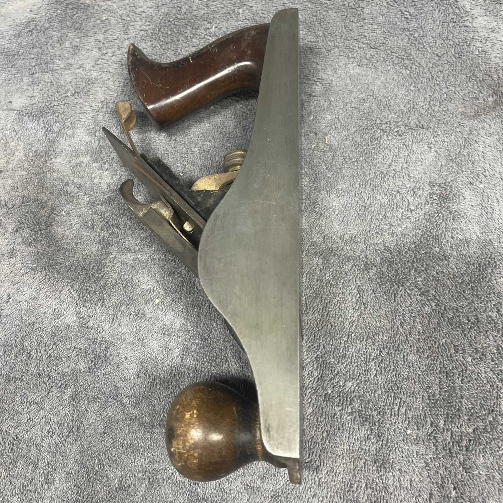 VINTAGE 10" Red Diamond flat bottom wood plane