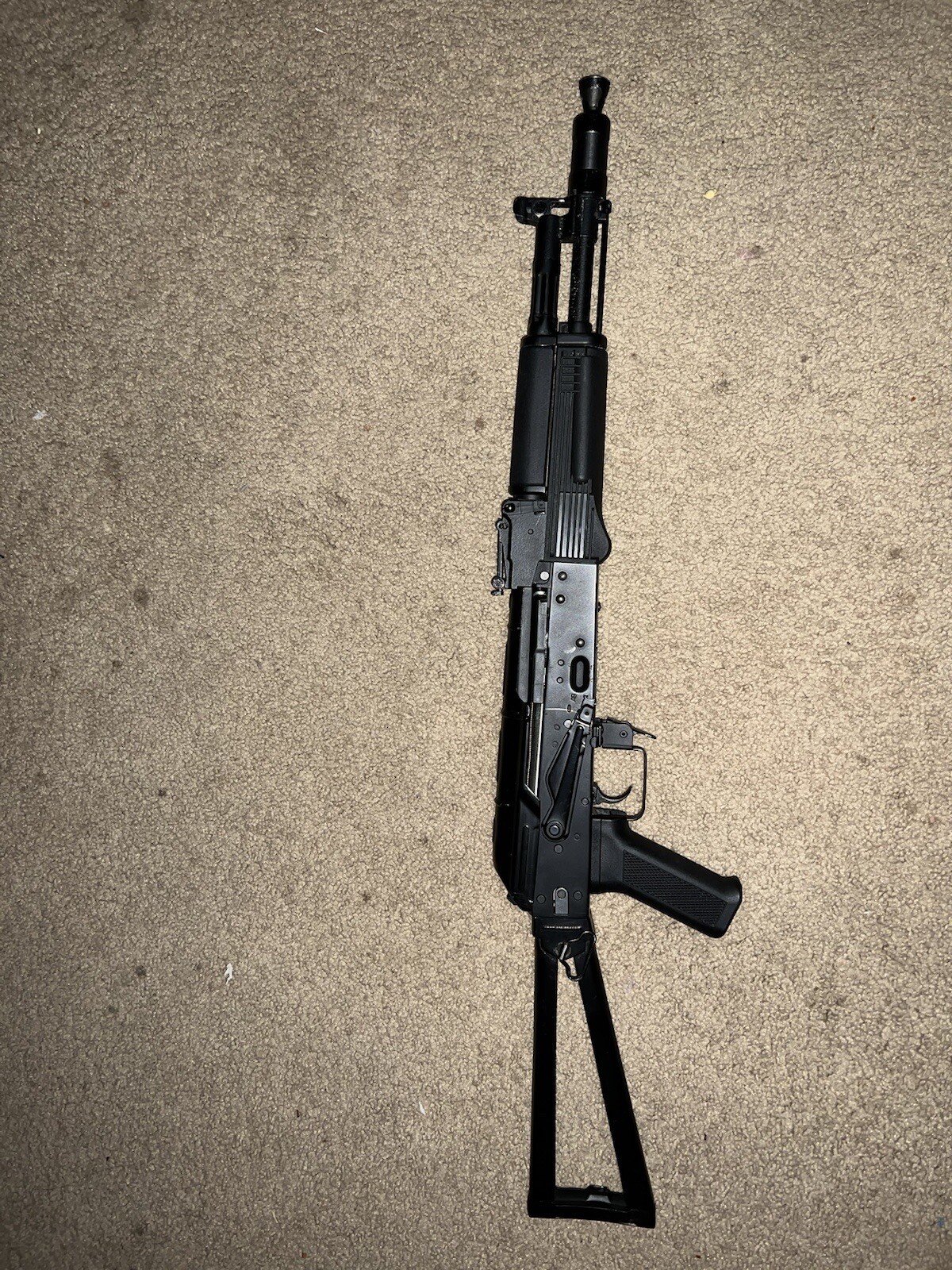 airsoft m4 and ak