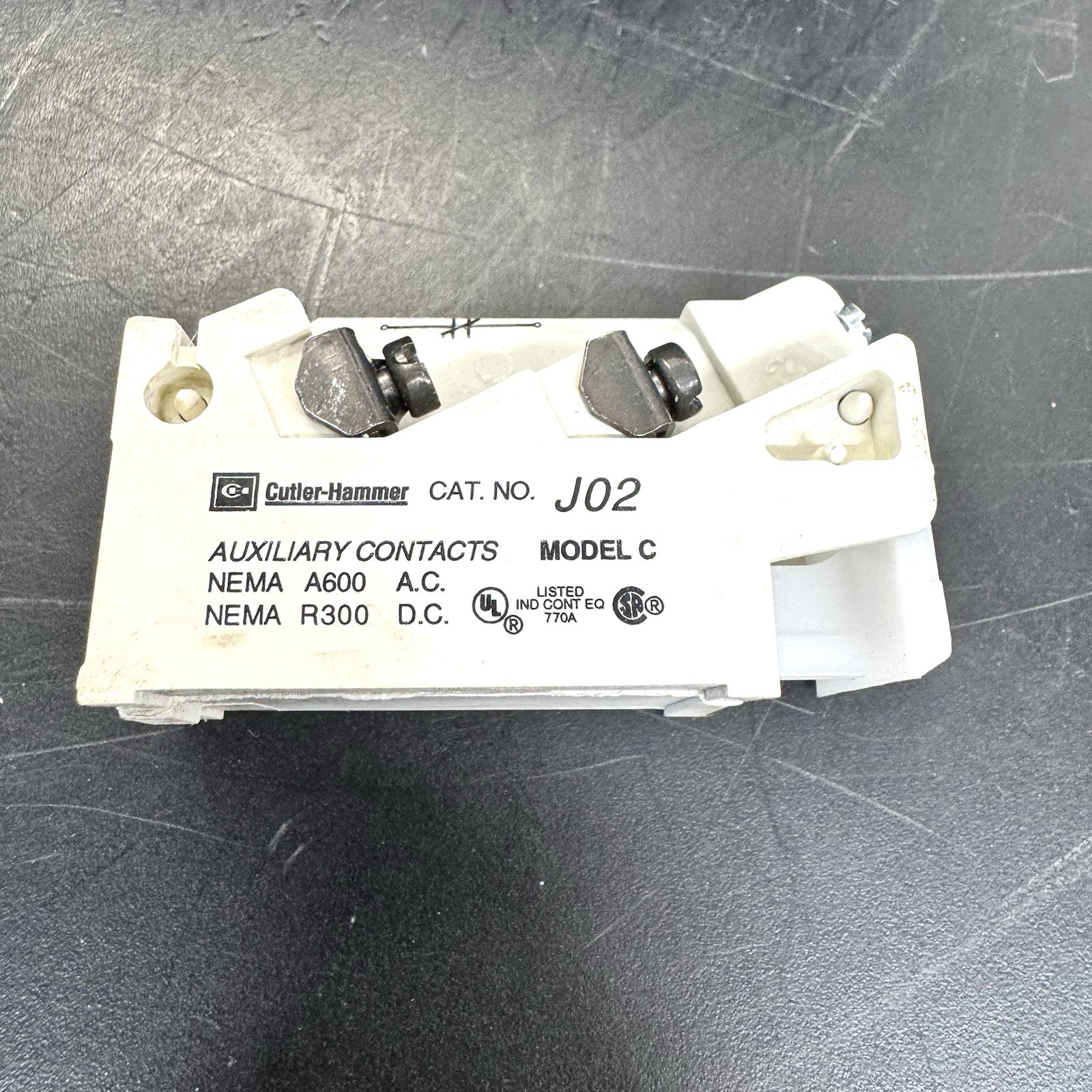 CUTLER HAMMER J02 AUXILIARY CONTACT