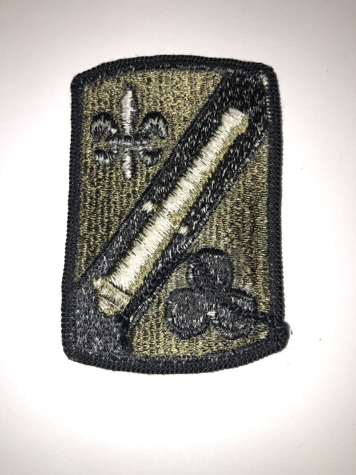 42nd Artillery Brigade Subdued U.S. Army Shoulder Patch Insignia