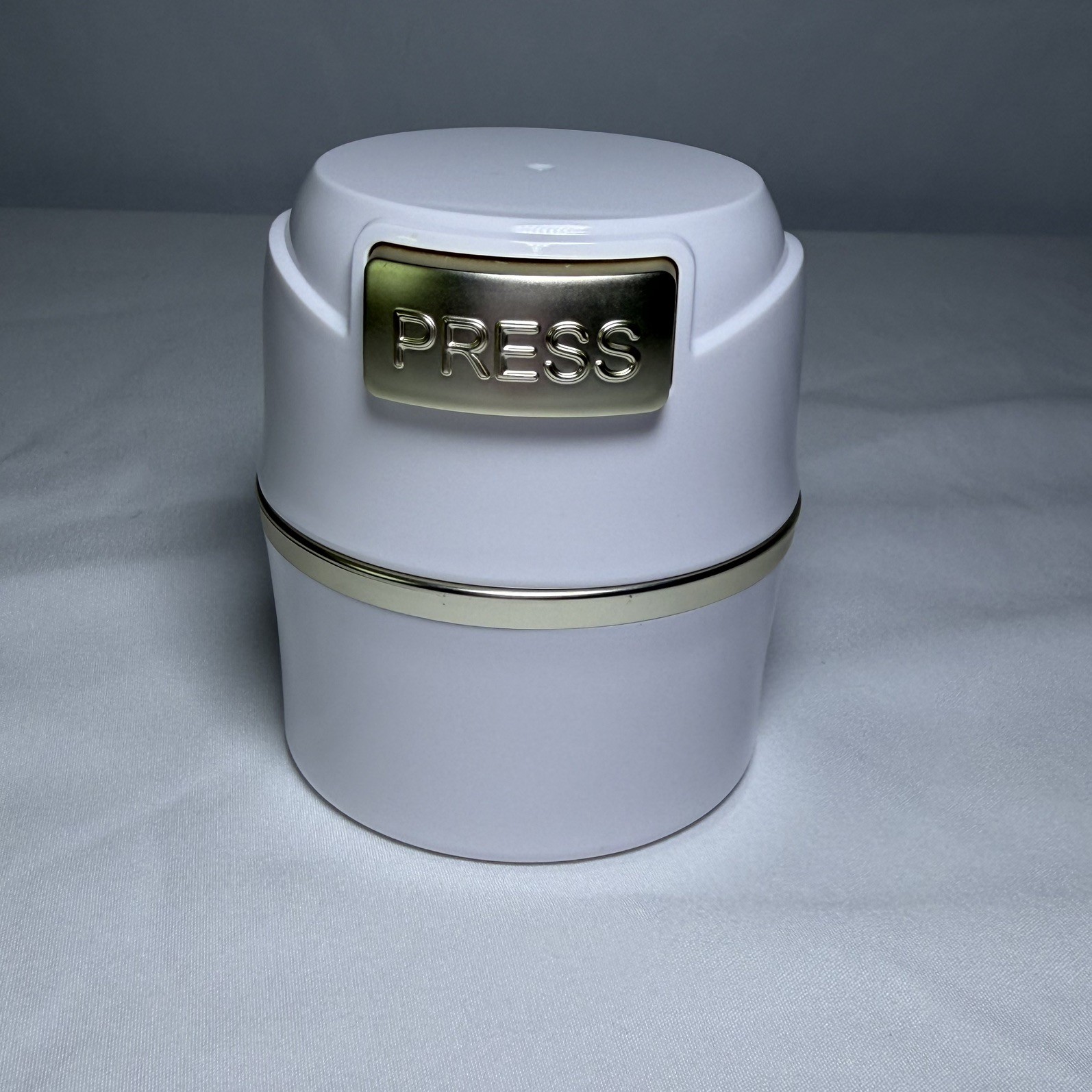 Brand New White Eyelash Extension Glue Storage Tank Airtight Adhesive Container