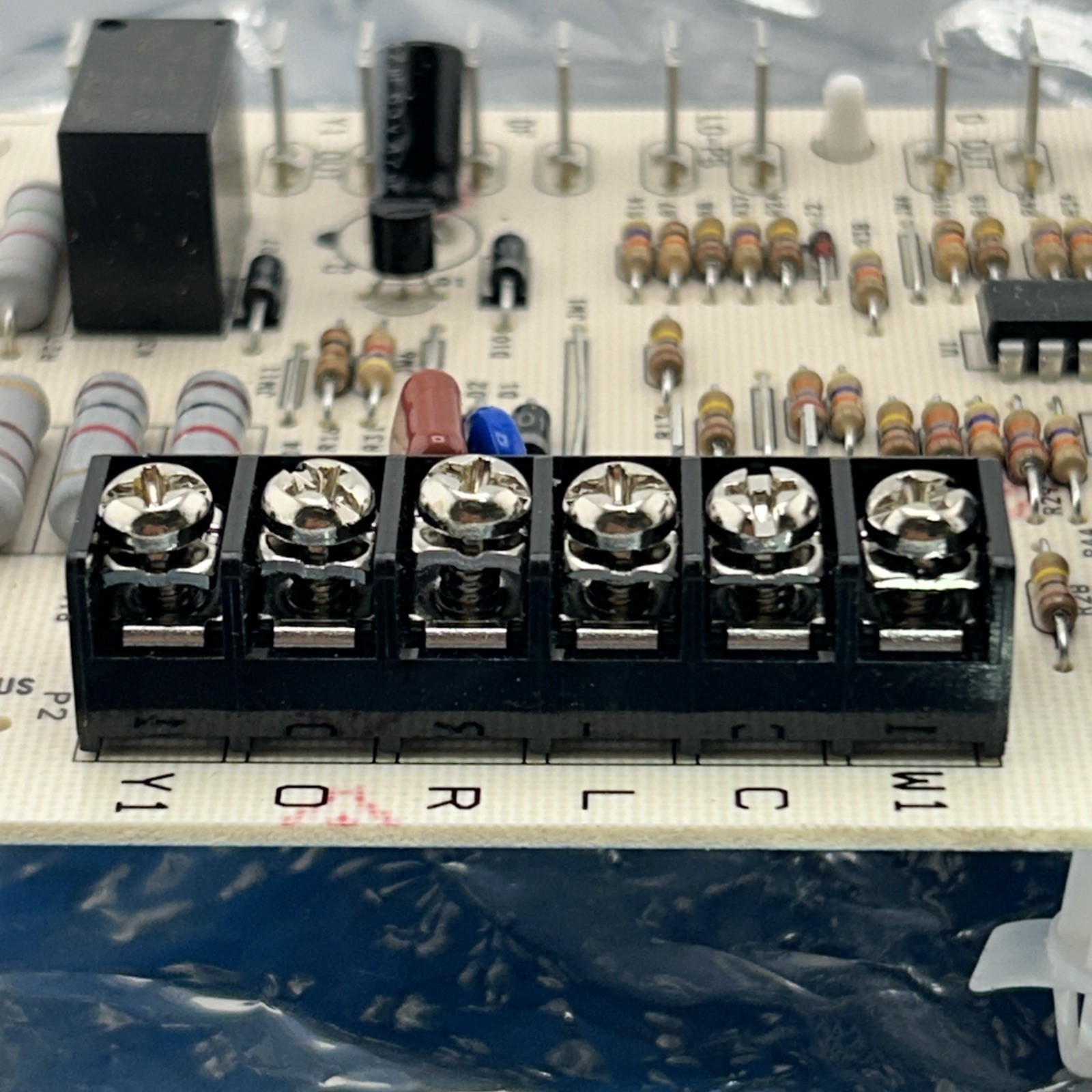 Carrier 100269-08 1084-854-R Control Board