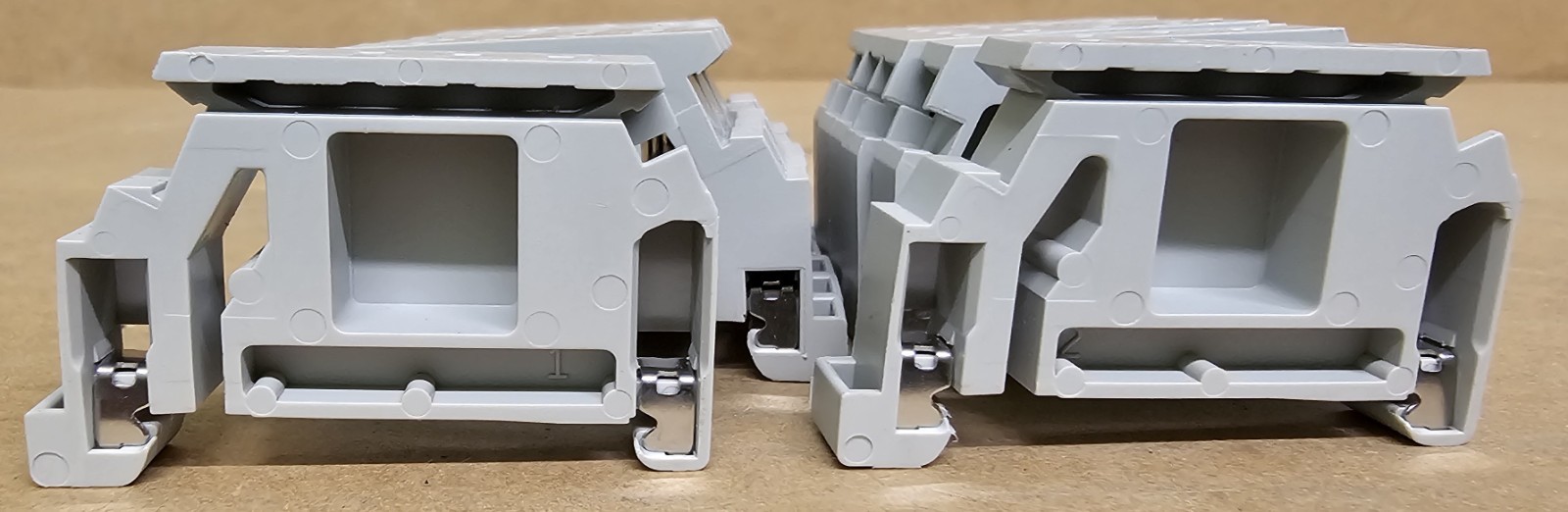 Sprecher & Schuh V7-ER35 Terminal Block End (12)