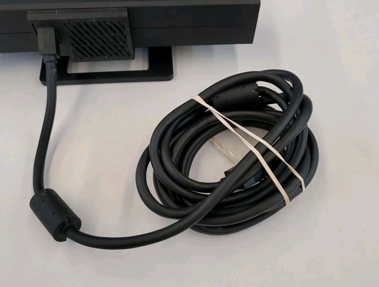 Microsoft Xbox One Kinect Only -- S2G --