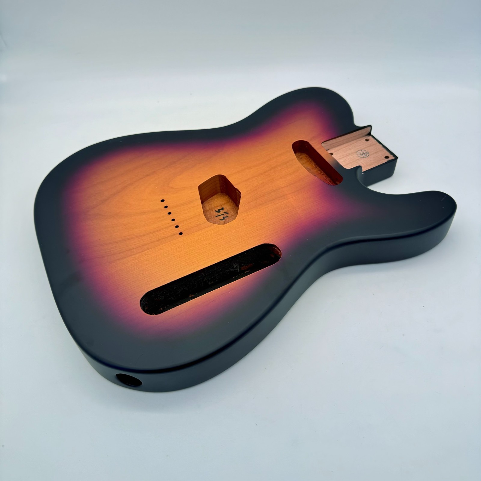 HooDoo Telecaster Body Alder Nitro 3-Tone Light htb6492