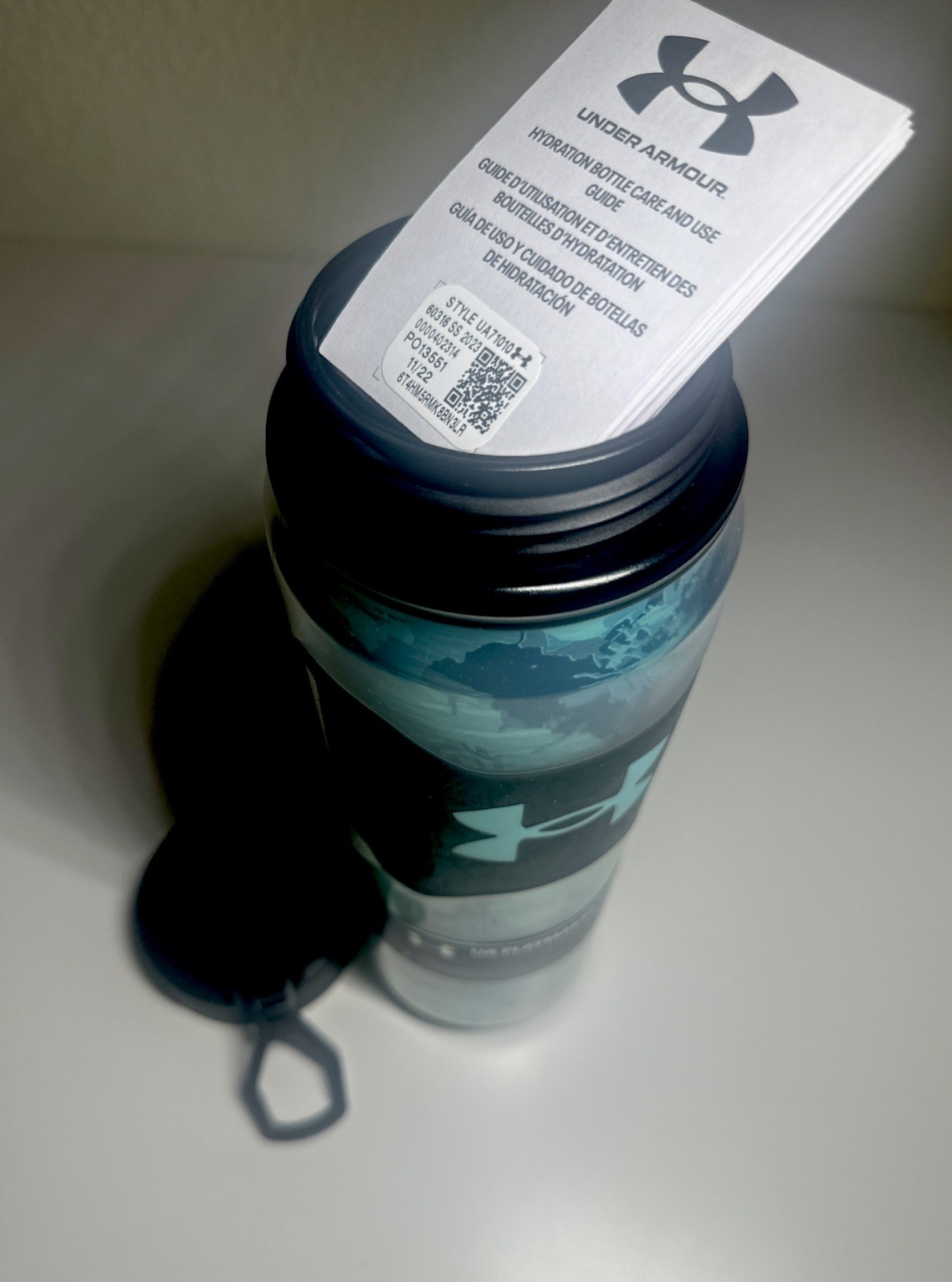 Under Armour 28oz Insulated Playmaker Squeeze Bottle - Black