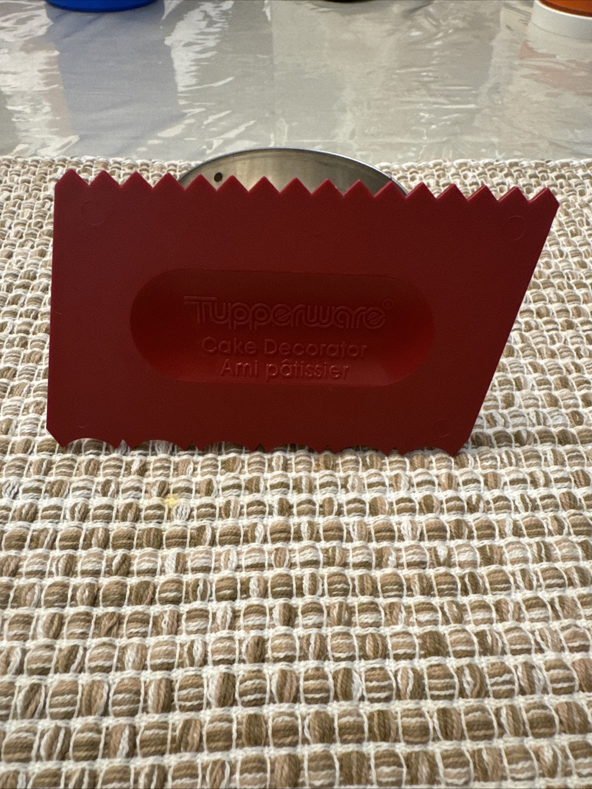 Tupperware Cake Decorator