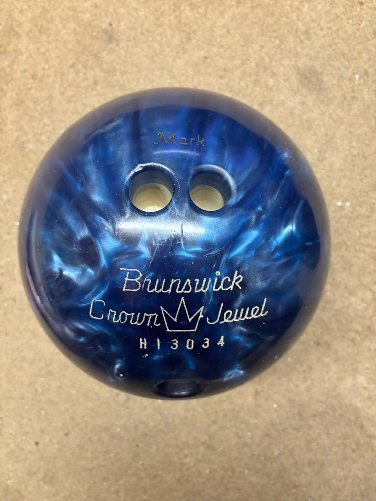Brunswick Crown Jewel Blue Swirl Bowling Ball 14 Lbs. (Actual Wt. 13 Lbs. 11 Oz)