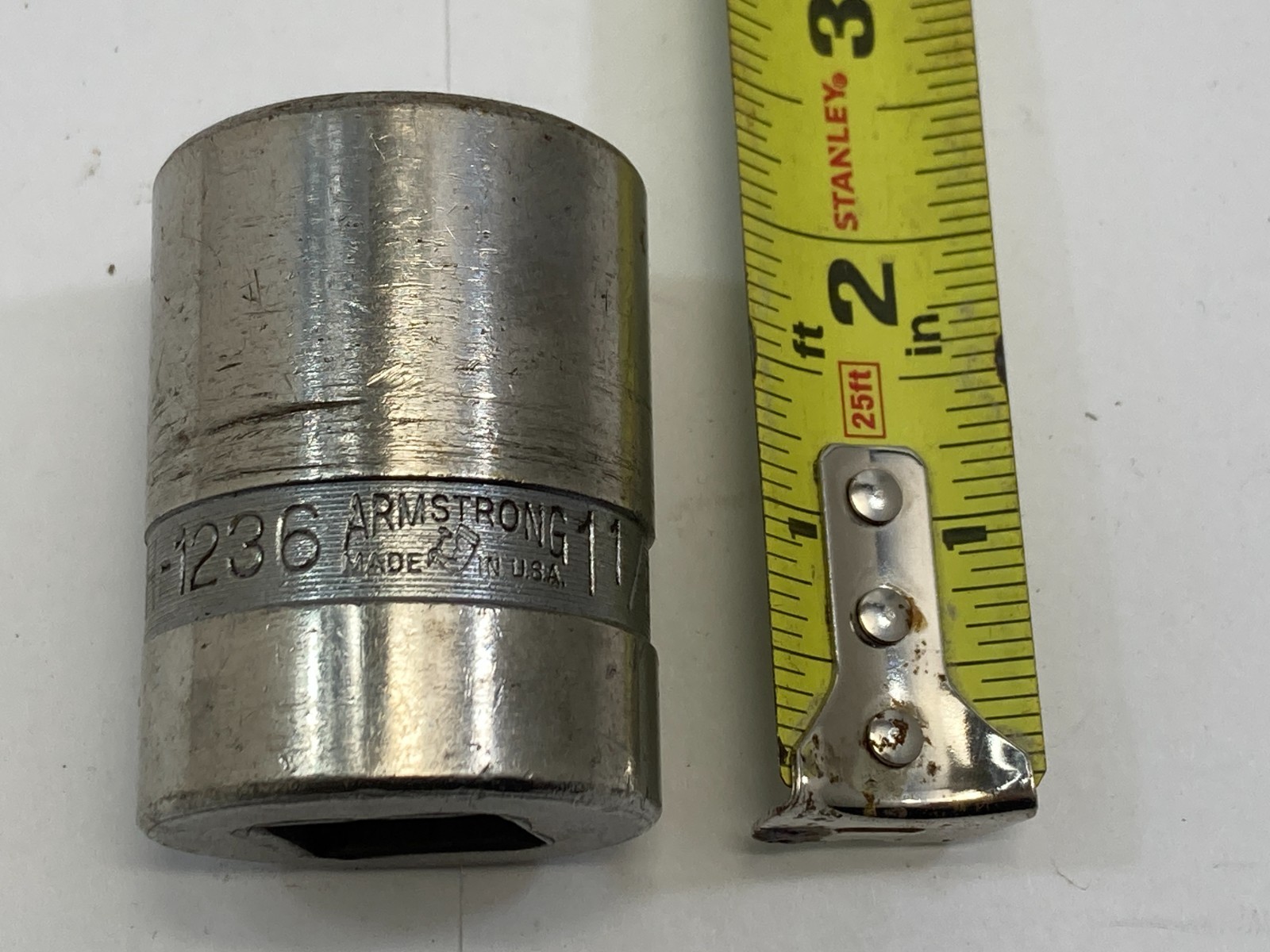 Armstrong H-1236 1-1/8" Socket H1236