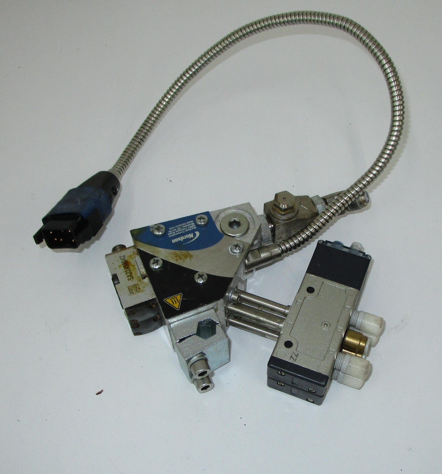 Nordson MB2-BEL02AIATLBSPB45 Glue Applicator