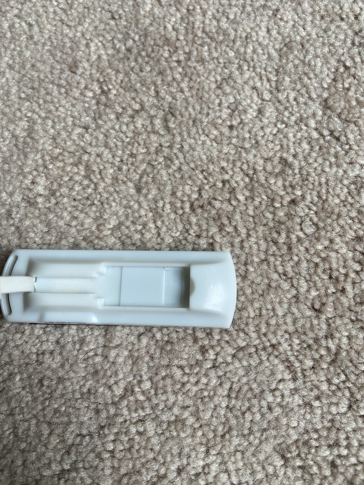 USB Multi-Card Reader SD/SDHC/MicroSD/MiniSD/Memory Stick + 8GB SDHC