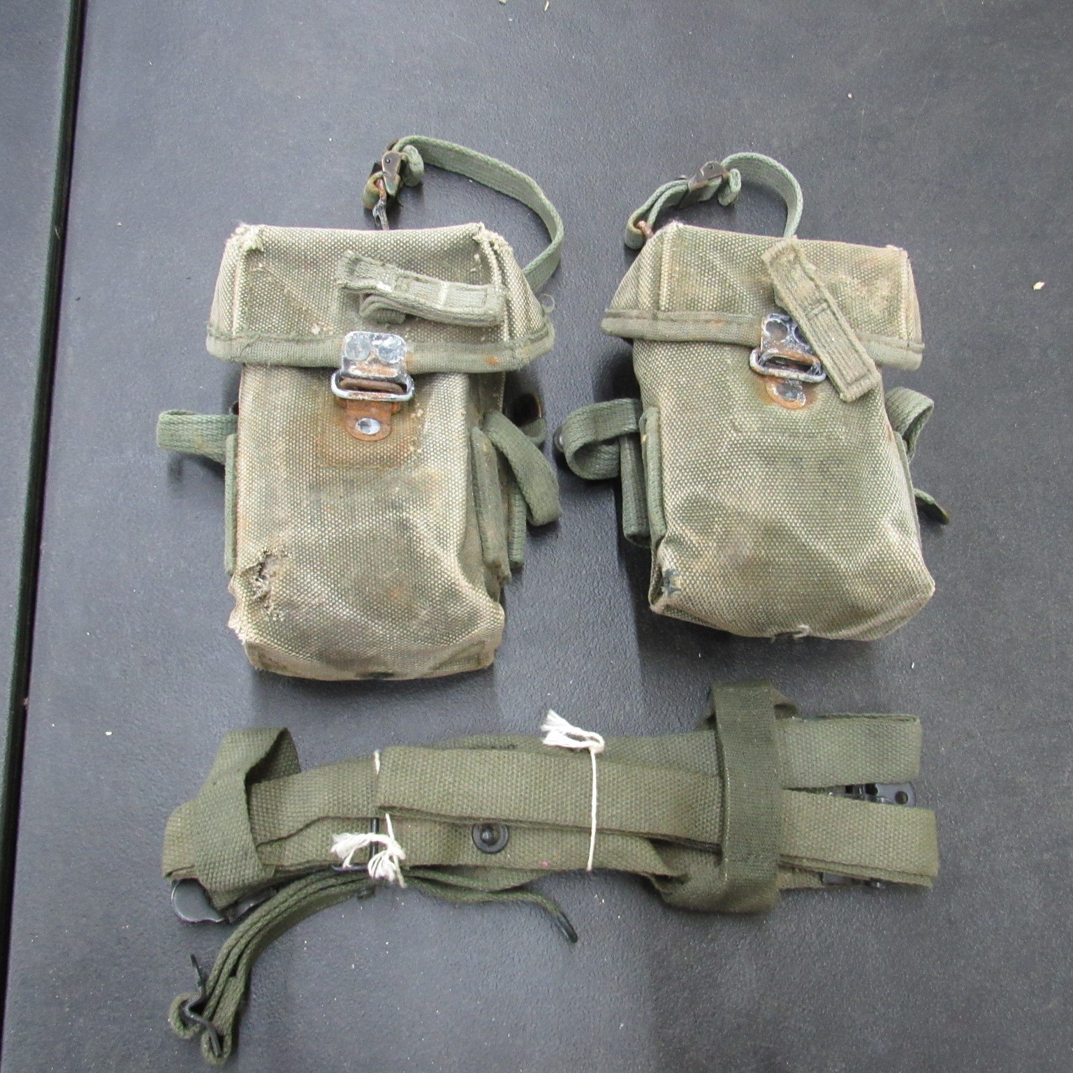 US GI M56 small arms pouch pair Vietnam era well used rough + gift  (SV4)