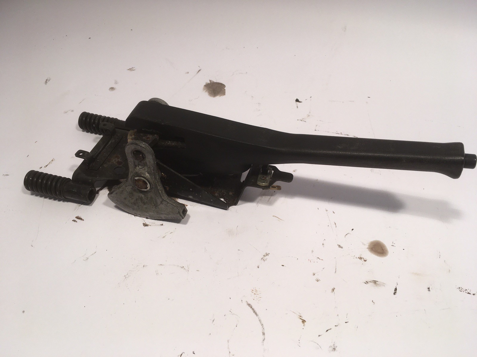 Volvo 240 Handbrake Handle Lever Assembly Unit 244 245 E Brake Release