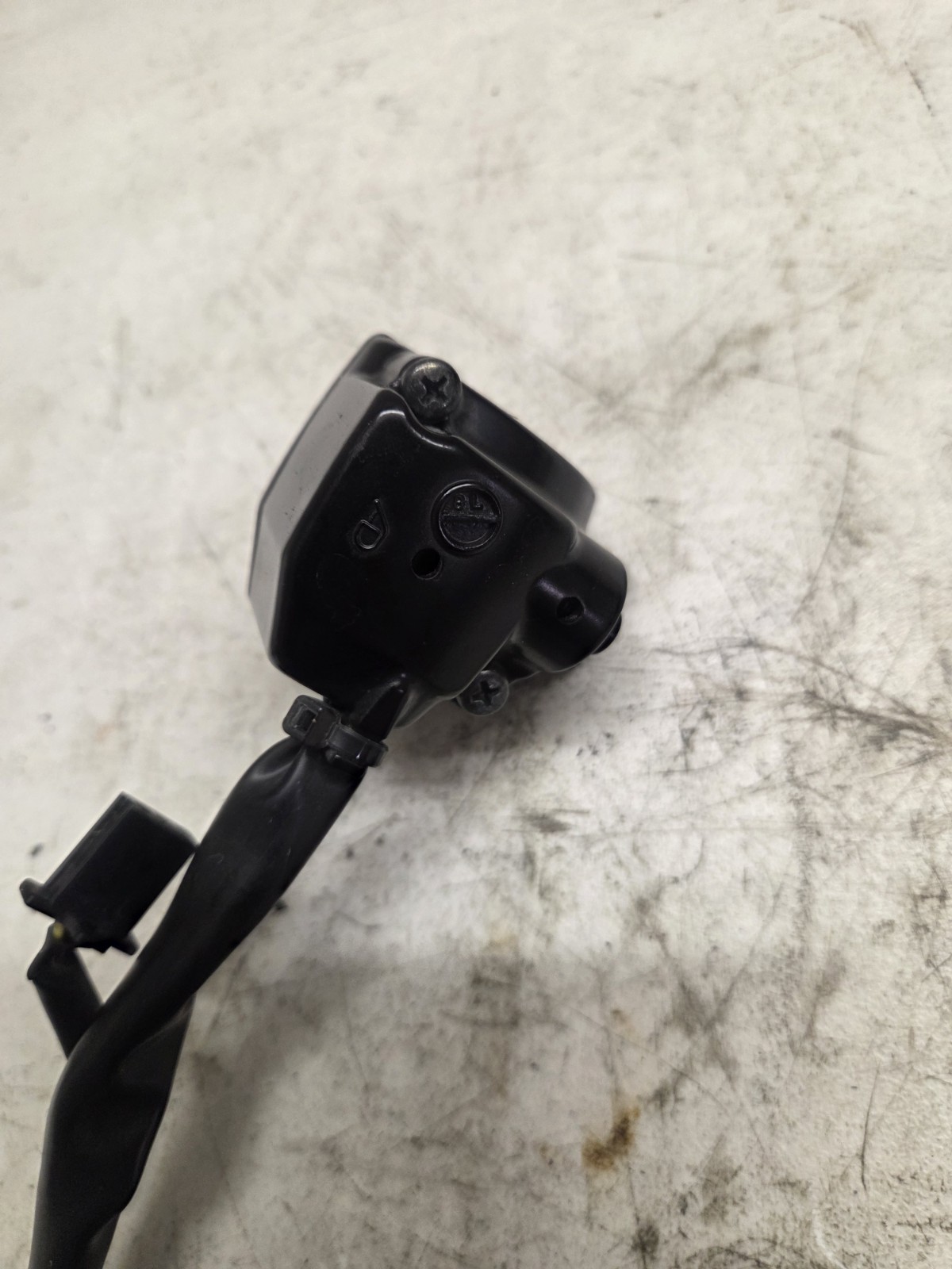 2019 Kawasaki W800 Cafe EJ800 left handlebar switch