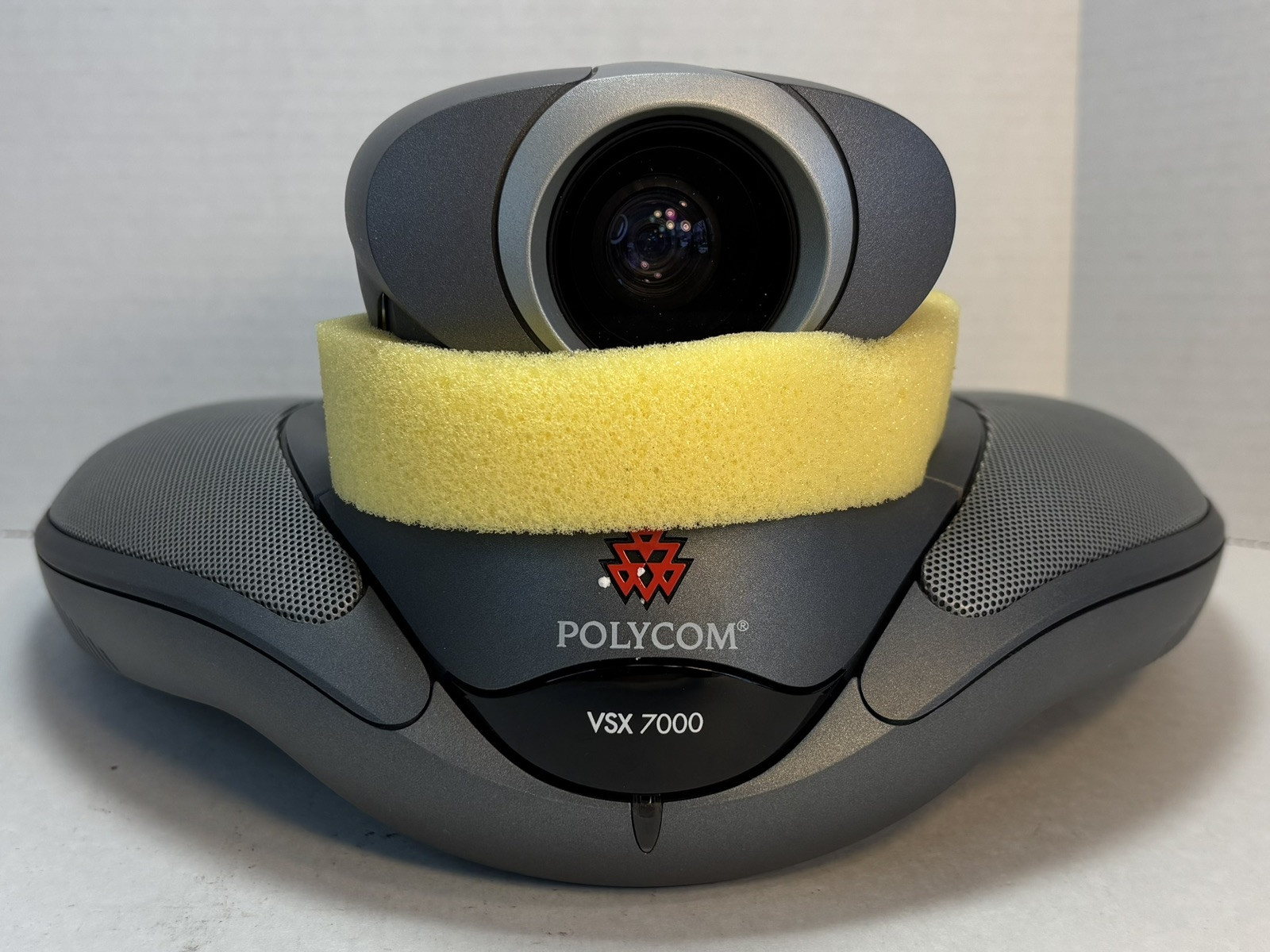 Polycom VSX 7000 NTSC Camera Video Conferencing System W/ Remote & Cables