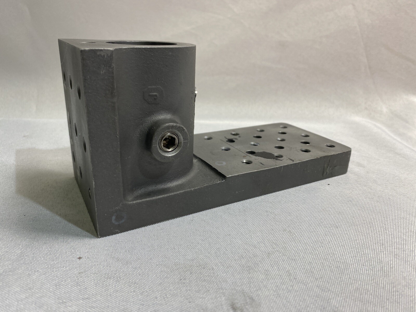 Newport Corp. NRC Model 300-P, Optical table, Universal Mounting Platform