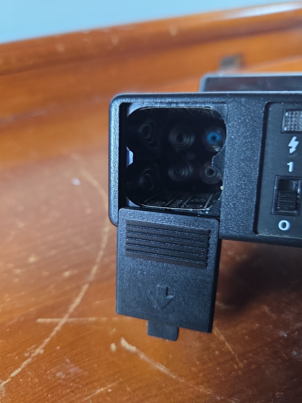 Polaroid Q-Light Flash 2351 Untested