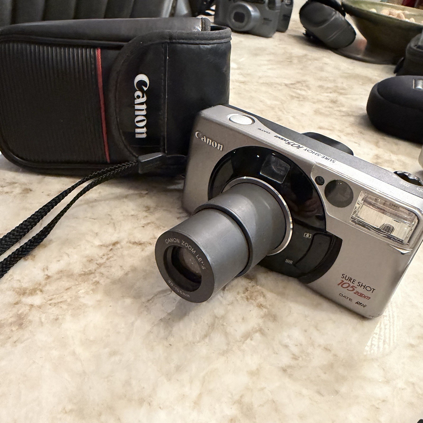 Canon Sure Shot 105 Zoom 35mm Point Shoot Film Camera New Battery W/case Tested