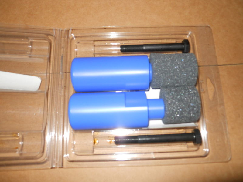 04-05 Suzuki GSX-R600 GSX-R750 Frame Sliders BLUE