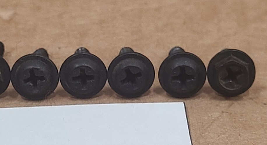 OEM 1994-2002 Dodge Ram 2500 DASHBOARD ACCESSORIES MISC. MOUNTING SCREWS SCREW 8