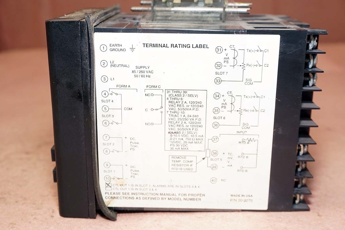 Barber-Colman, Series 10, 10QT-TJF00-000-0-00, Temperature Controller