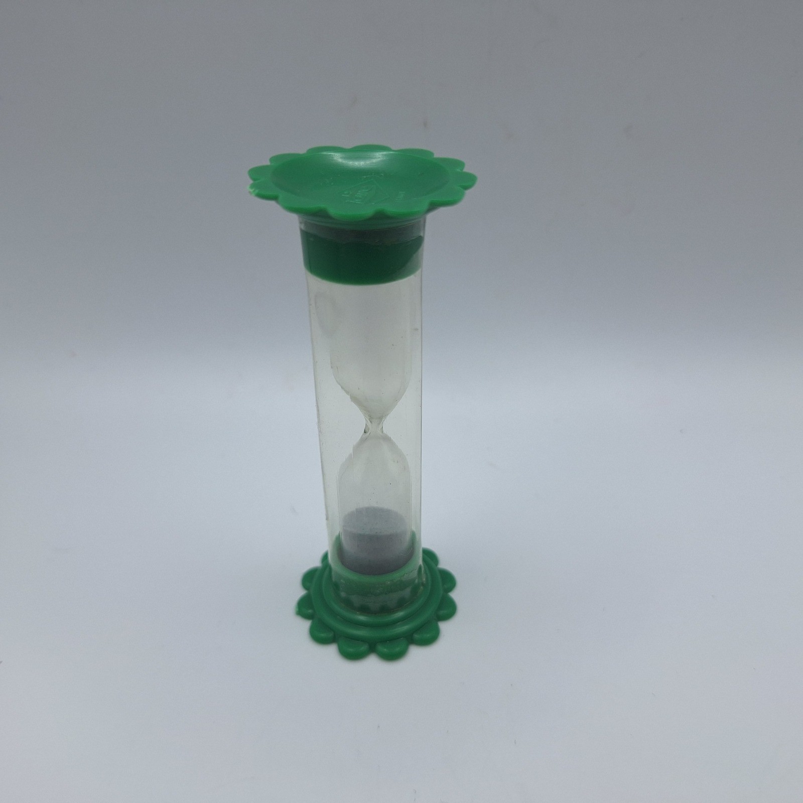 Vintage Small Green Plastic Hourglass Timer 1 Minute Sand Timer For Games Kids