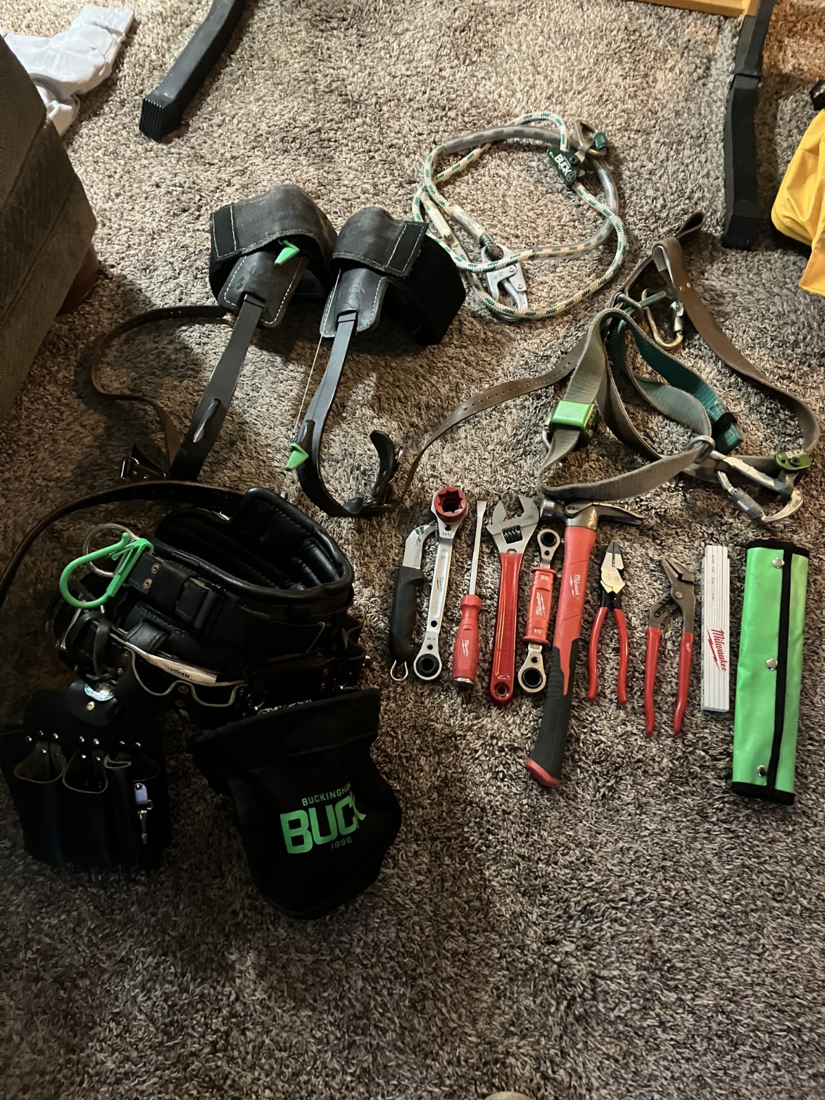 buckingham climbing belt, buck squeeze, secondary belt, gaffs, and all new tools