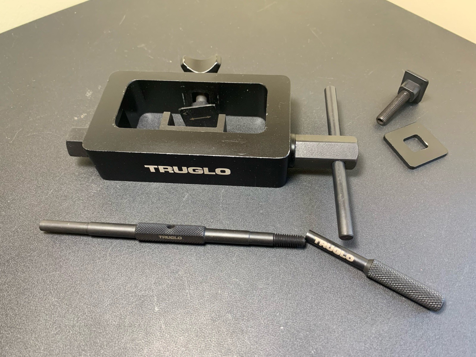 Truglo Sight Removal Tool (Fromt & Back)