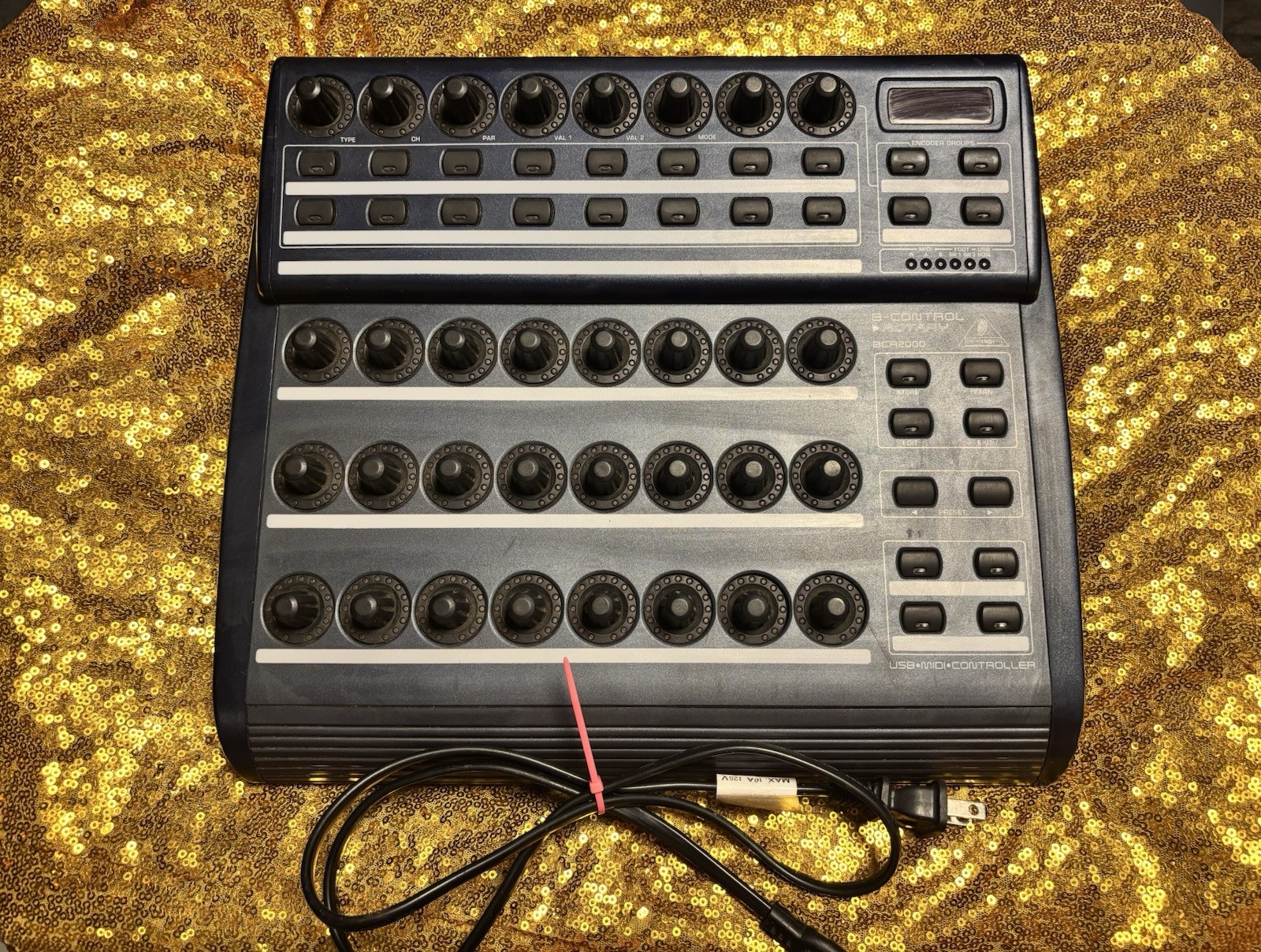 Behringer BCR-2000 USB MIDI Controller Works Great. (Please Read Description)