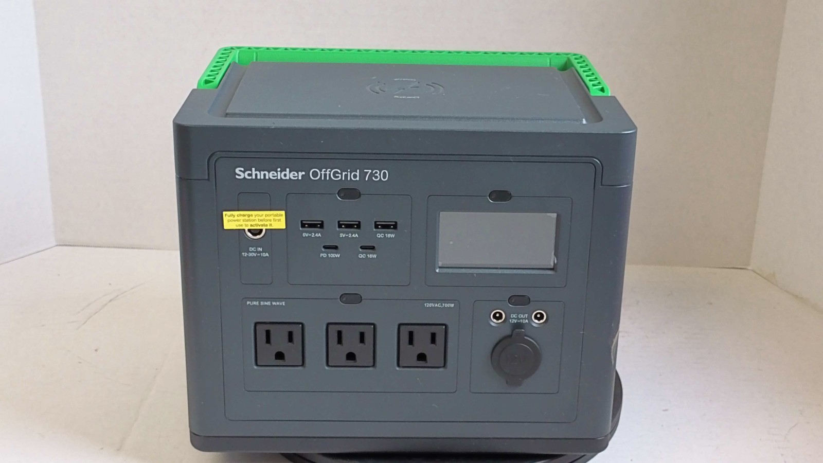 Schneider OffGrid 730 Power Bank