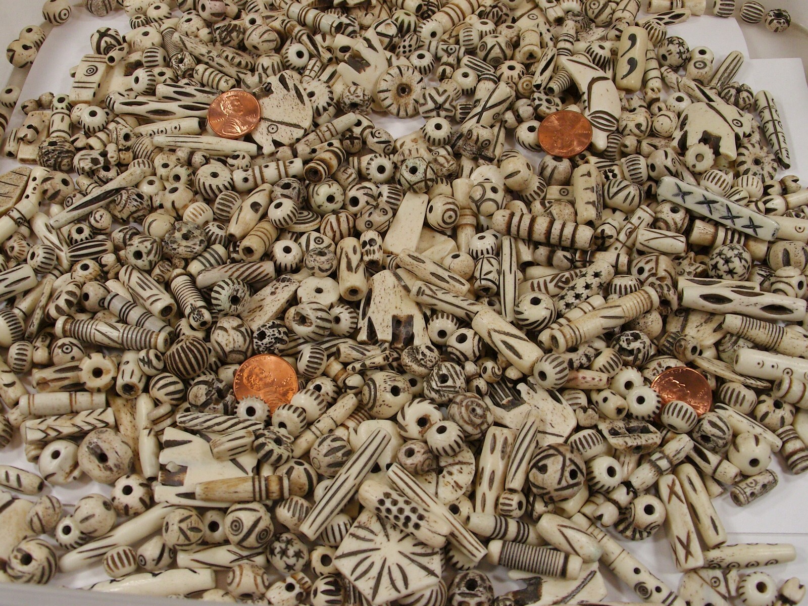 4 Pounds Assorted Water Buffalo Bone Beads / Scrap Pieces / Left Overs Bulk (Z5)