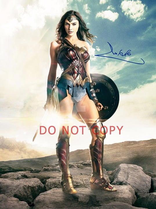 Gal Gadot Wonder Woman SIGNED reprint 8x10 Photo Autographed RP #6