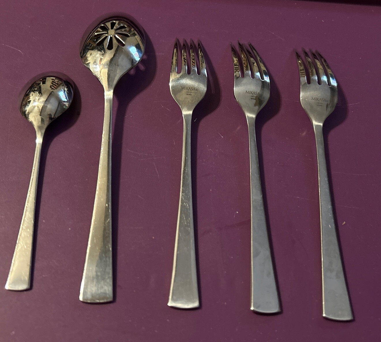 5 Pc Mikasa LUCIA Stainless Flatware Glossy Flat Tip Dinner Fork Pierced Spoon