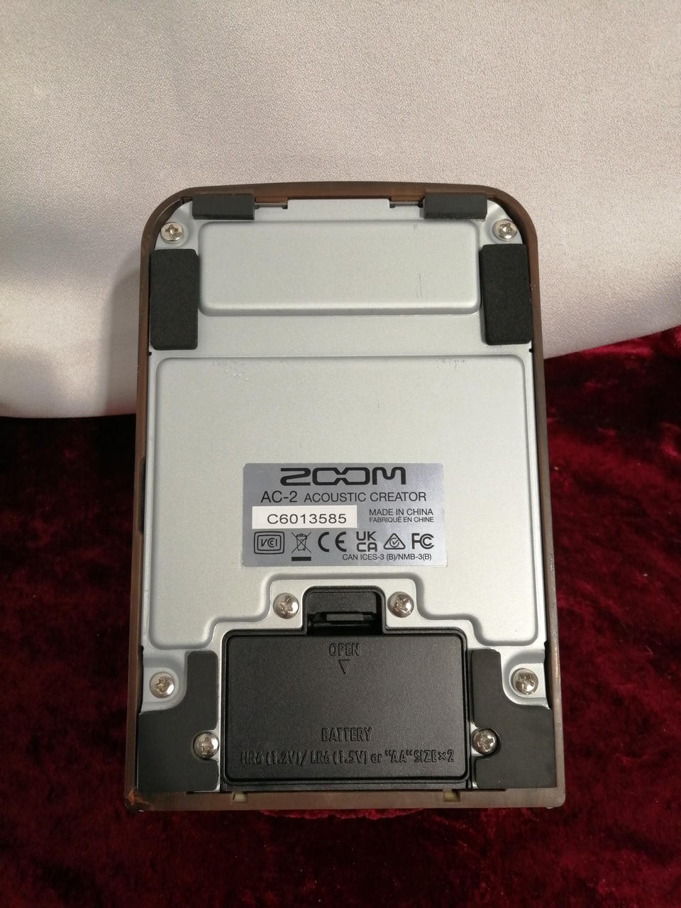 ZOOM AC-2 Acoustic Creator Effect Pedal