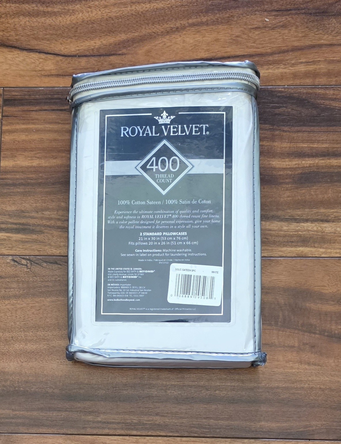Royal Velvet Pillowcases ~ Two Standard 21 x 30 ~ White ~ 400 Thread Count