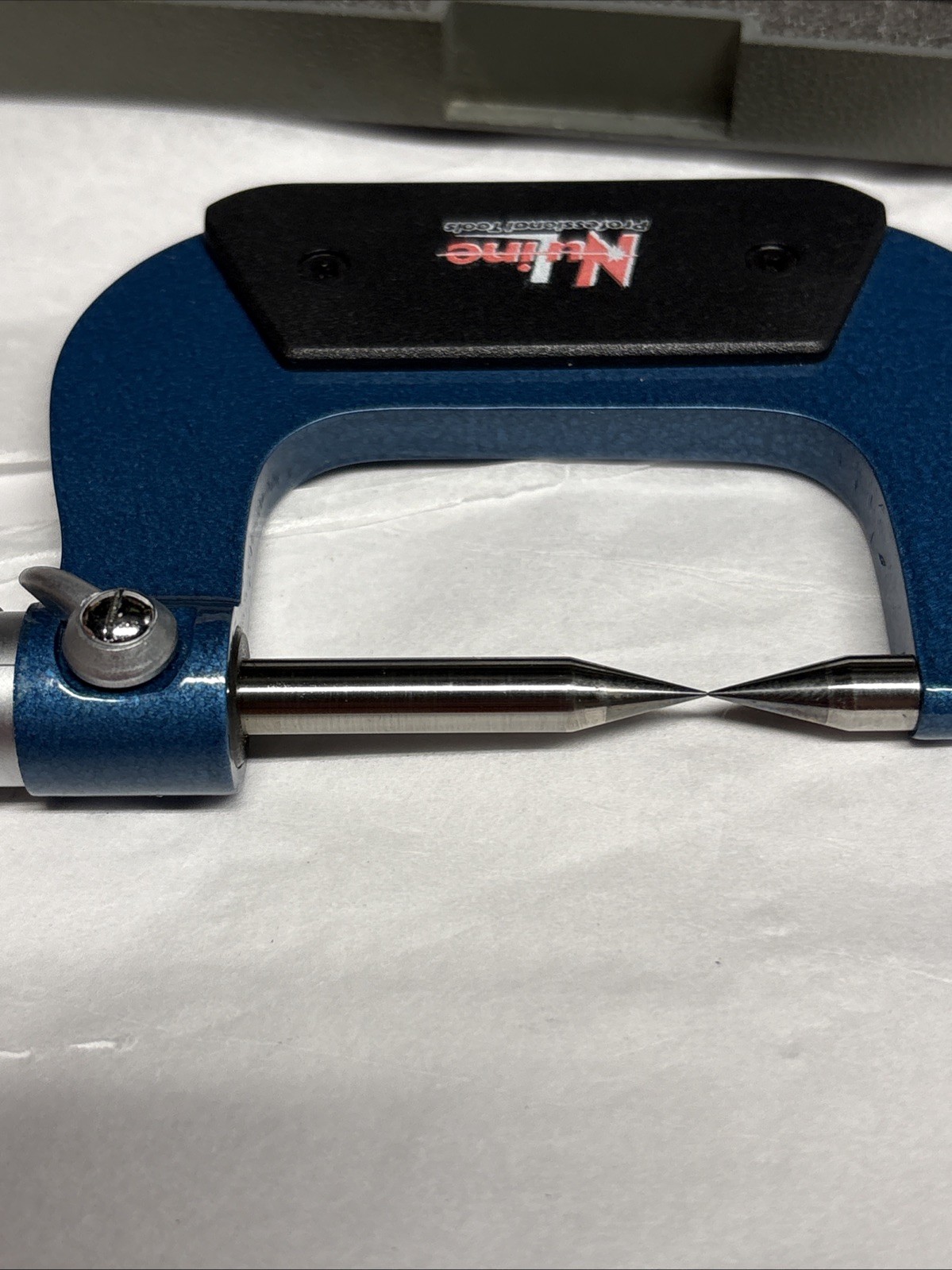 NULINE PRECISION 15° POINT MICROMETER 0-1" RANGE .001" GRADS W/case & Wrench