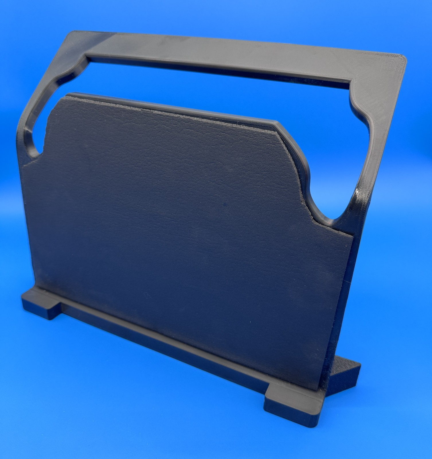 LAPTOP WORKSTATION OVER-THE-STEERINGWHEEL