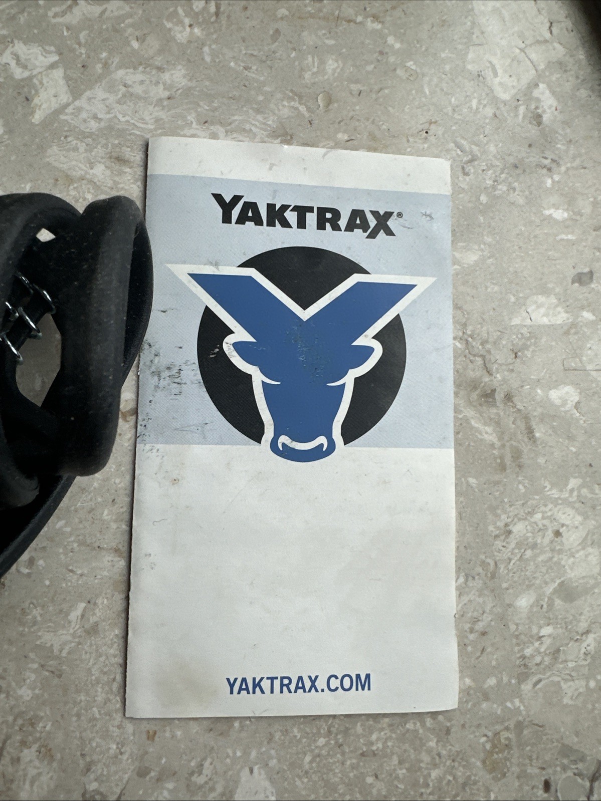 NIB Yaktrax Walk Winter Traction Spikeless Coils