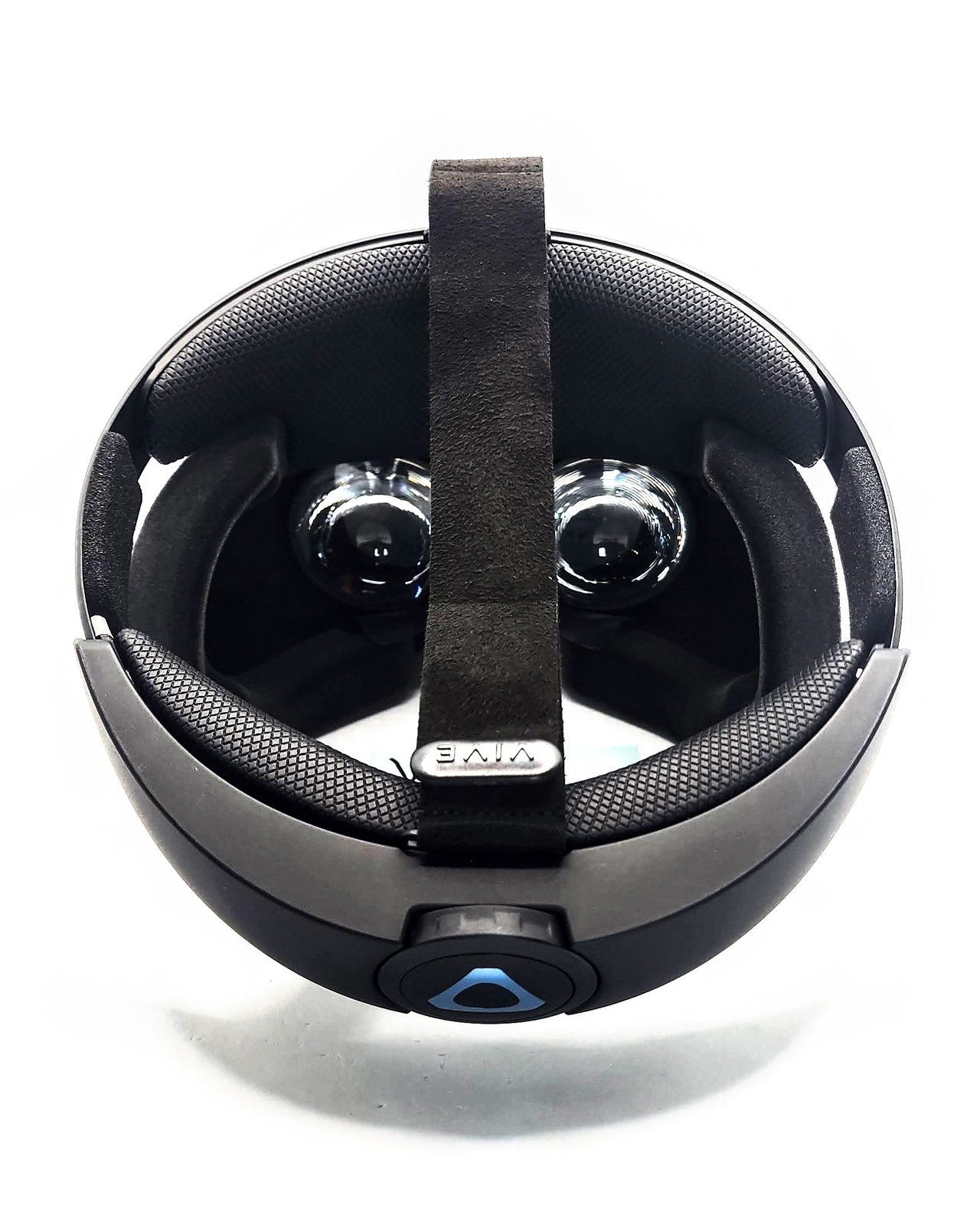 HTC Vive VR Cosmos Headset
