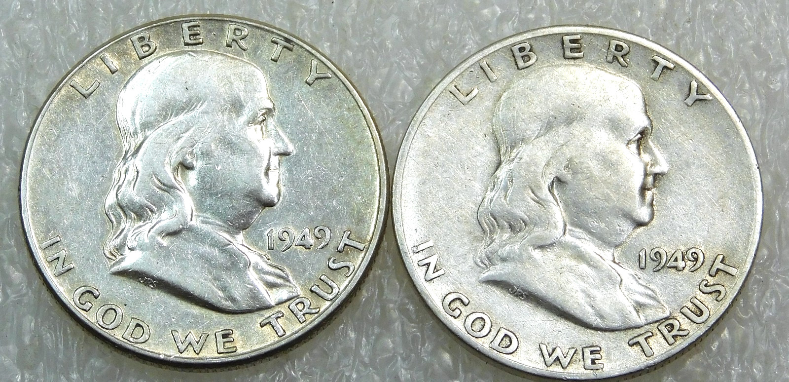 1949 P & S Franklin Silver Half Dollar lot of 2 coins in saflip #B299