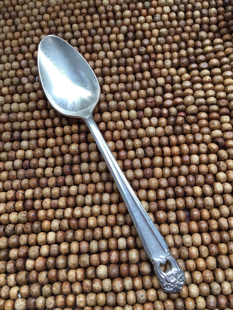 1847 Rogers Bros IS Silverplate Pierced ETERNALLY YOURS Teaspoon 6 1/8"