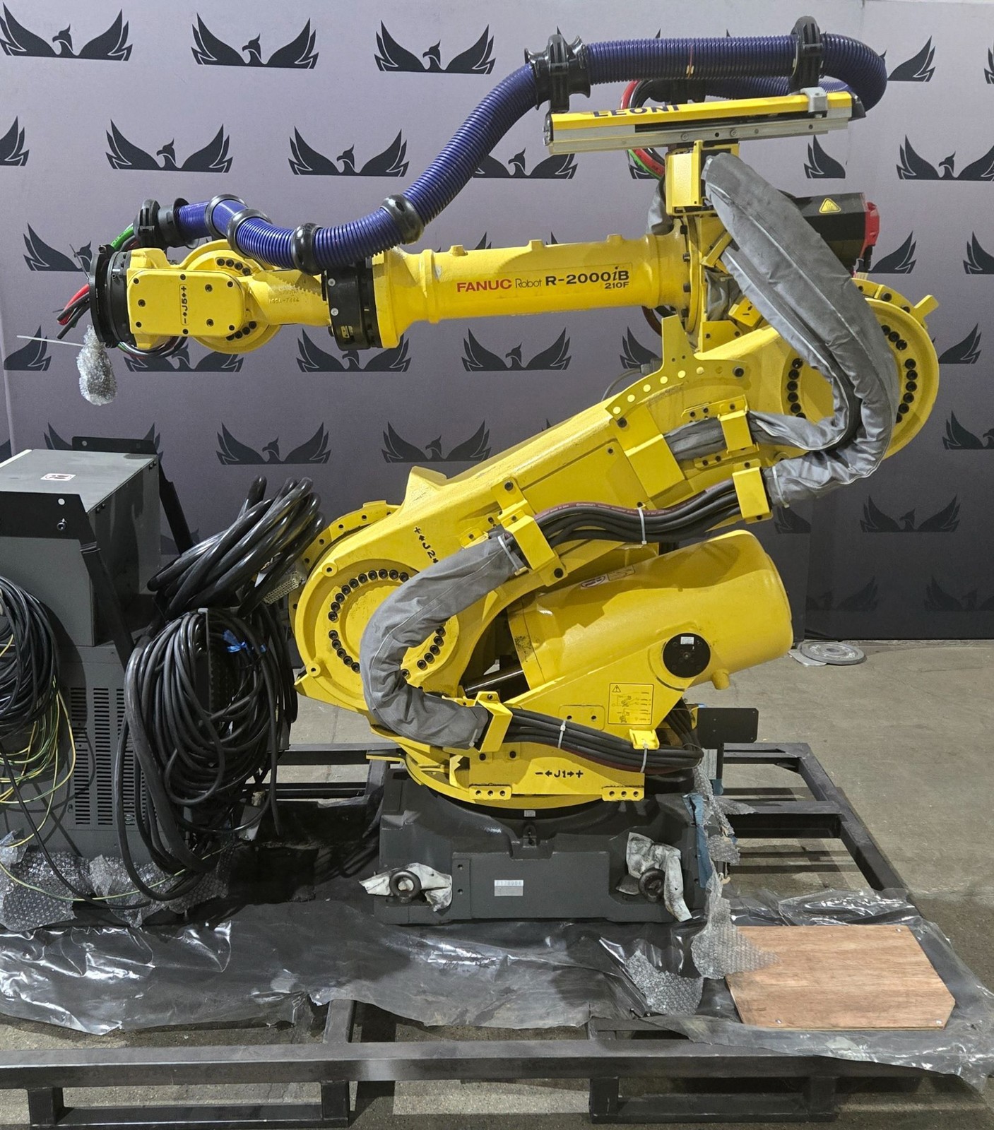 FANUC R-2000iB/210F Robot with R-30iB Controller NEW