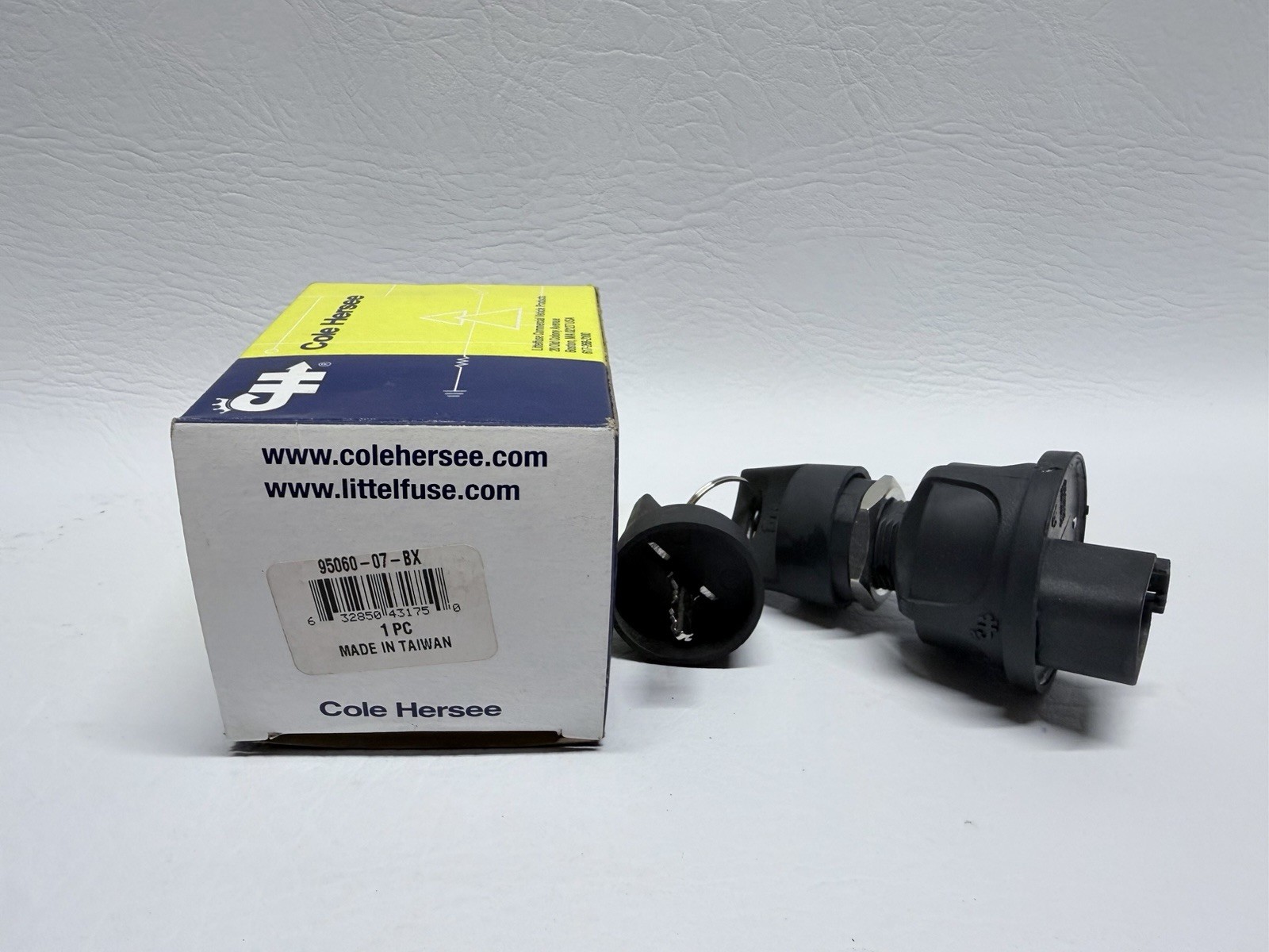 NEW Cole Hersee 95060-07-BX Keylock Control