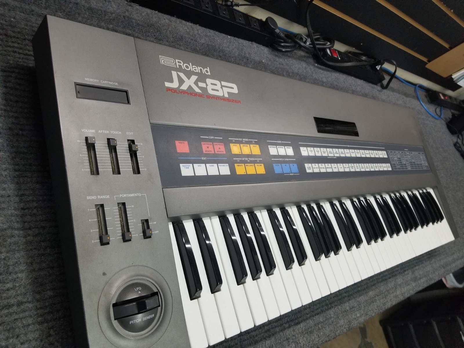 Roland JX-8P