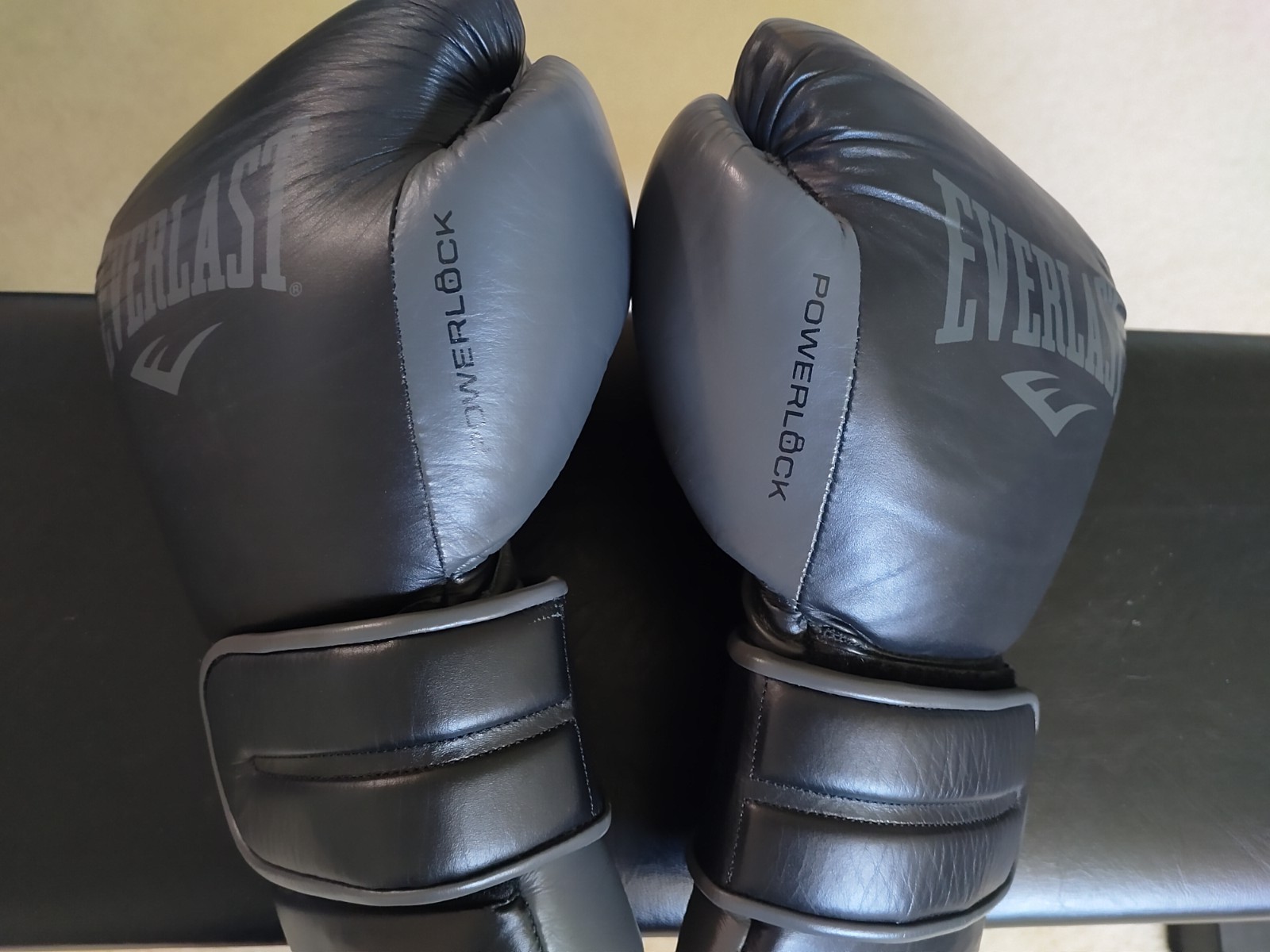 Everlast Powerlock 16 oz Boxing Gloves