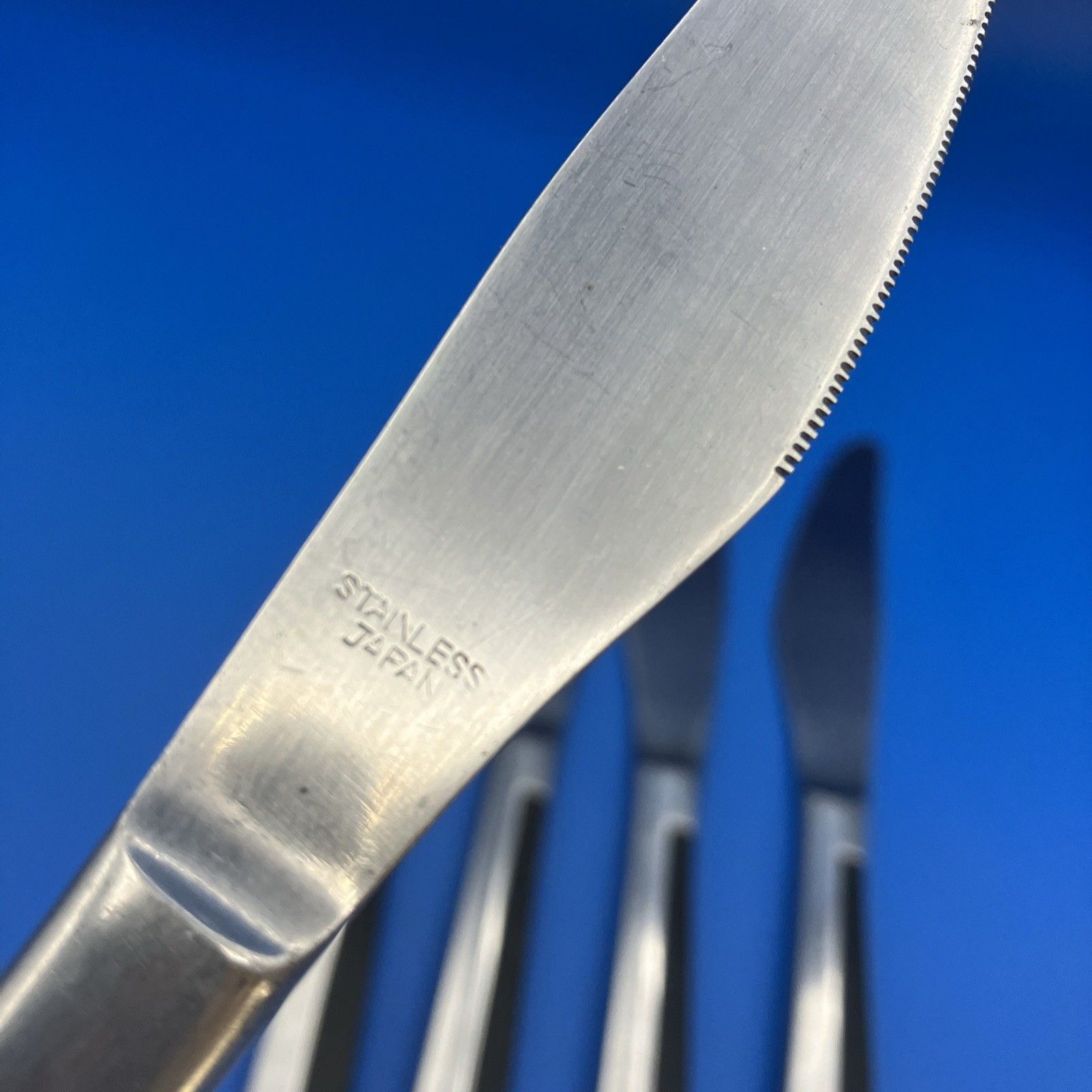 (5) Modern Solid Knife Ebony Elegance (Stainless) by Mar-Crest Japan Vintage