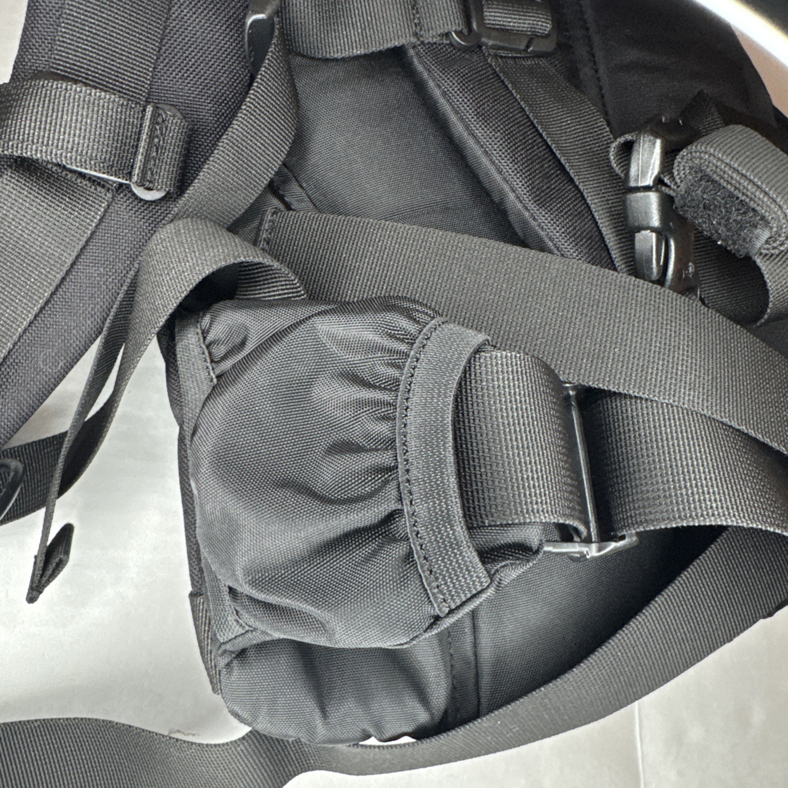 CamelBak Maximum Gear Black Tactical Hydration Pack 64oz Bladder MOLLE Backpack