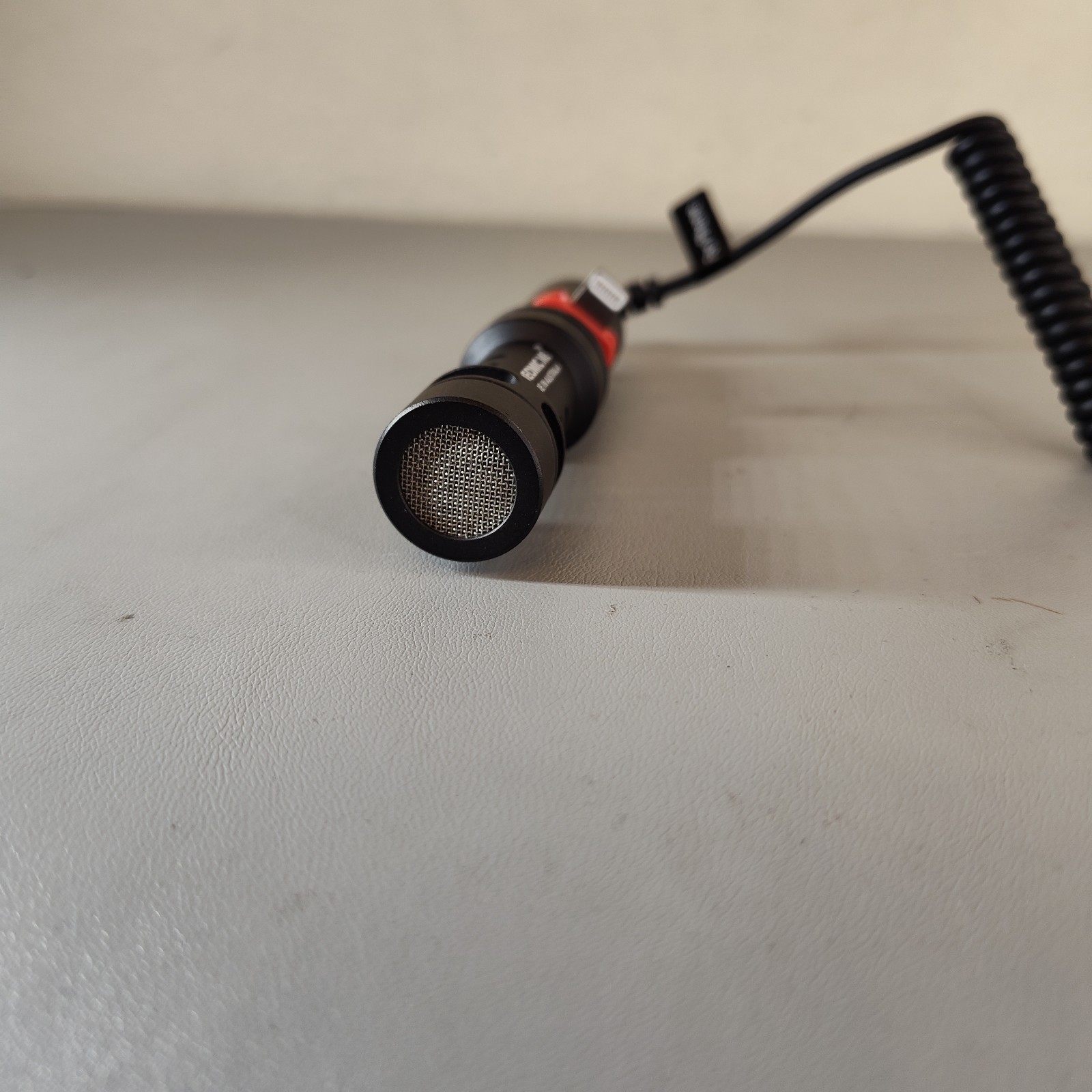 Rode VideoMic Me-L Cardioid Microphone for Apple iOS Devices iPhone iPad