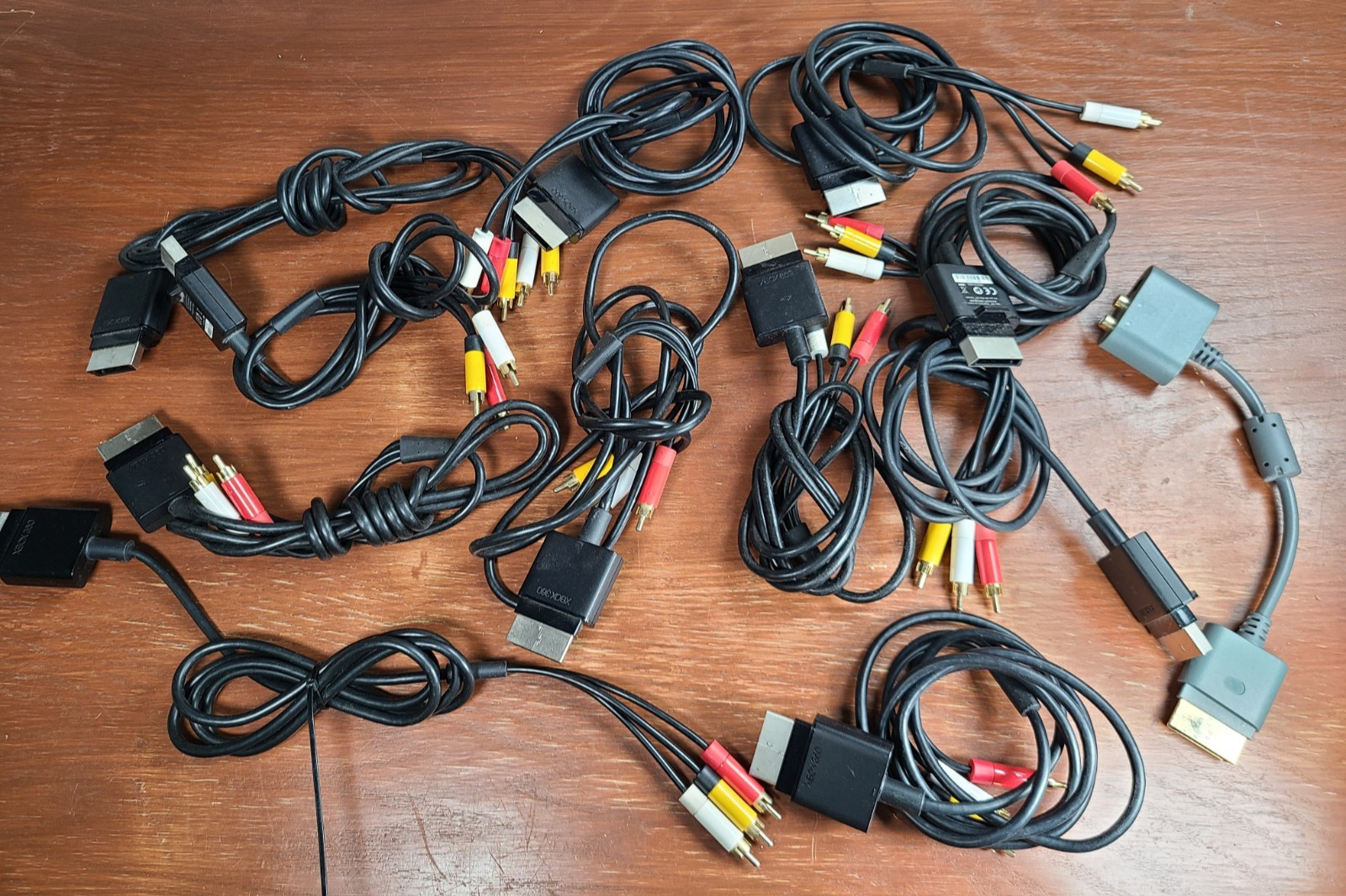 Microsoft Xbox 360 AV Cable OEM *LOT OF 11* + 1 Audio Adaptor Tested + Working